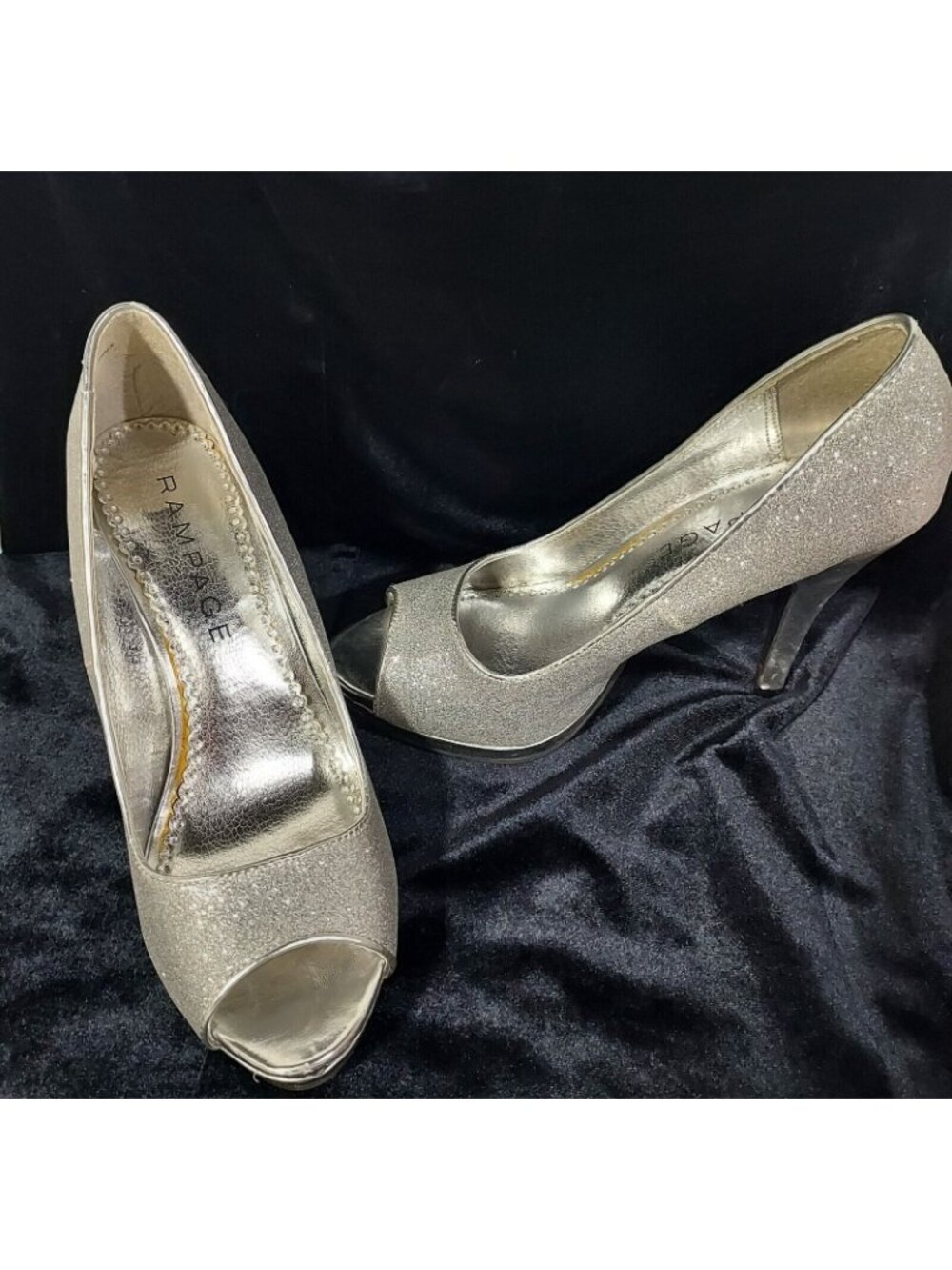 Rampage Gracee Glitter Heels Womens Sz M Silver Platform Slip On Pumps - Picture 12 of 12
